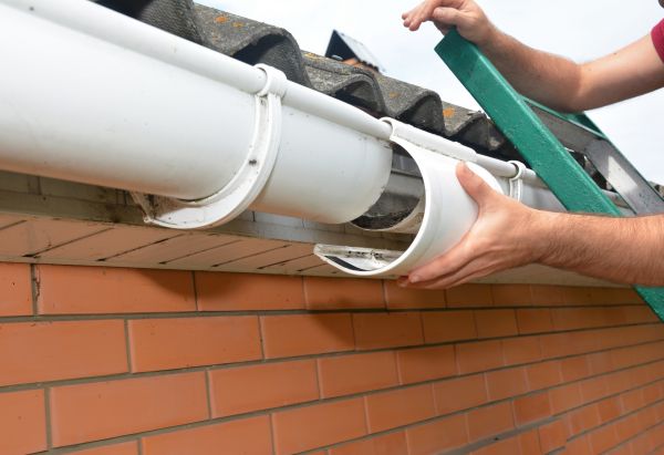 Gutter Seam Repair in Gallatin